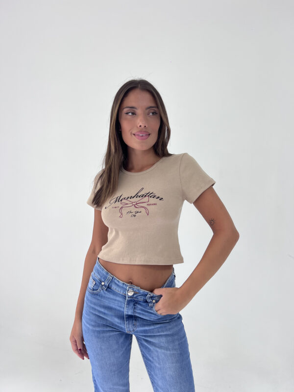 #259147 Remera "MANHATTAN" - Imagen 2