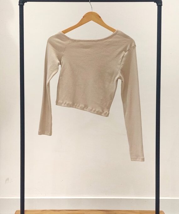 #259184 Remera "1 HOMBRO"