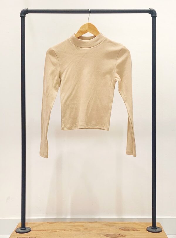 #259210 Remera "MEDIA POLERA"