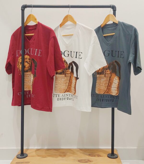#259192 Remera "ESC V DOGUIE"