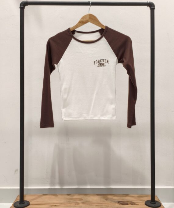 #259247 Remera "FOREVER"