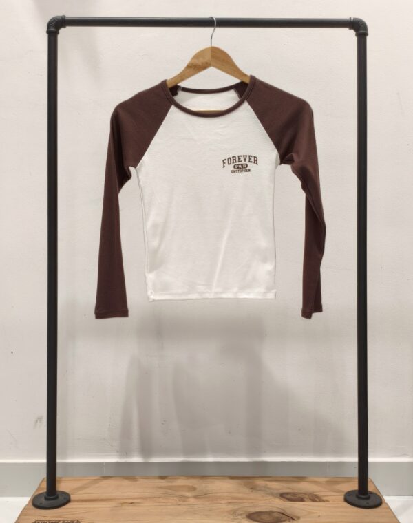 #259247 Remera "FOREVER"