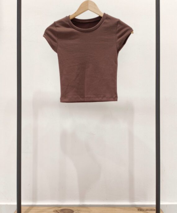 #258157 Remera "BASICA MANGA JAPONESA"
