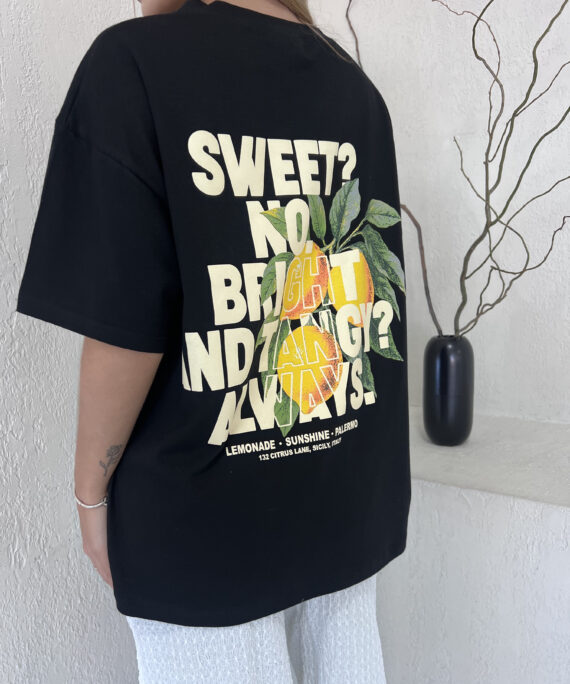 #258109 Remera "SWEET?"