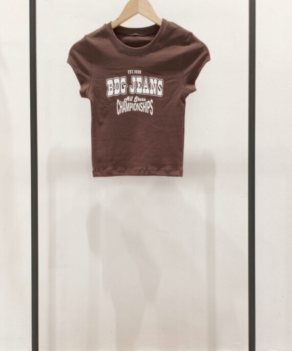#258187 Remera "BDG JEANS"