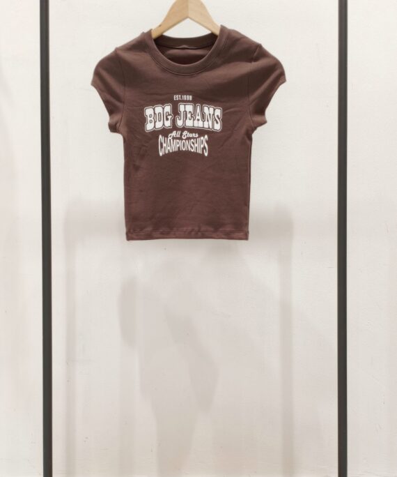 #258187 Remera "BDG JEANS"
