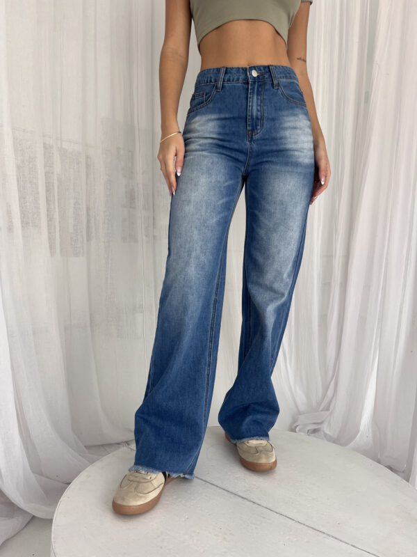 #258504 Jeans "BIGOTES"