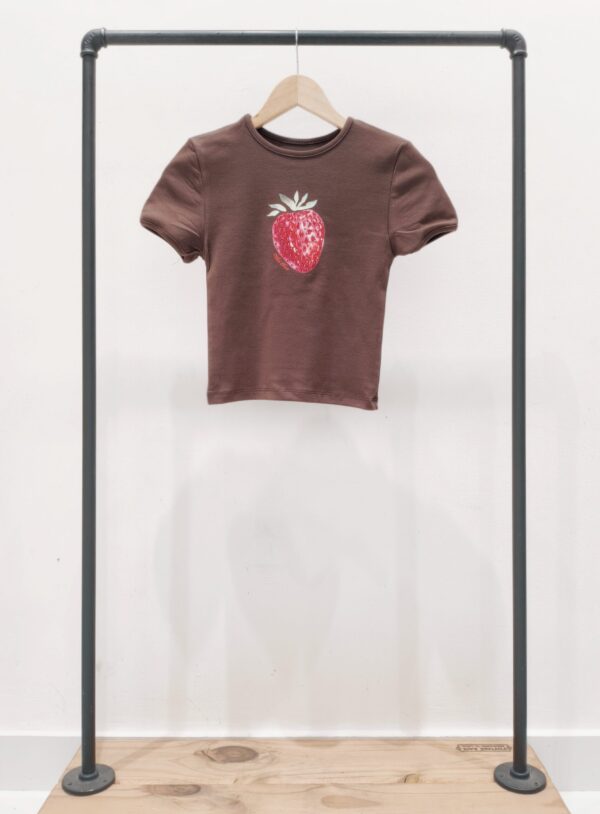 #258146 Remera "FRUTILLA"