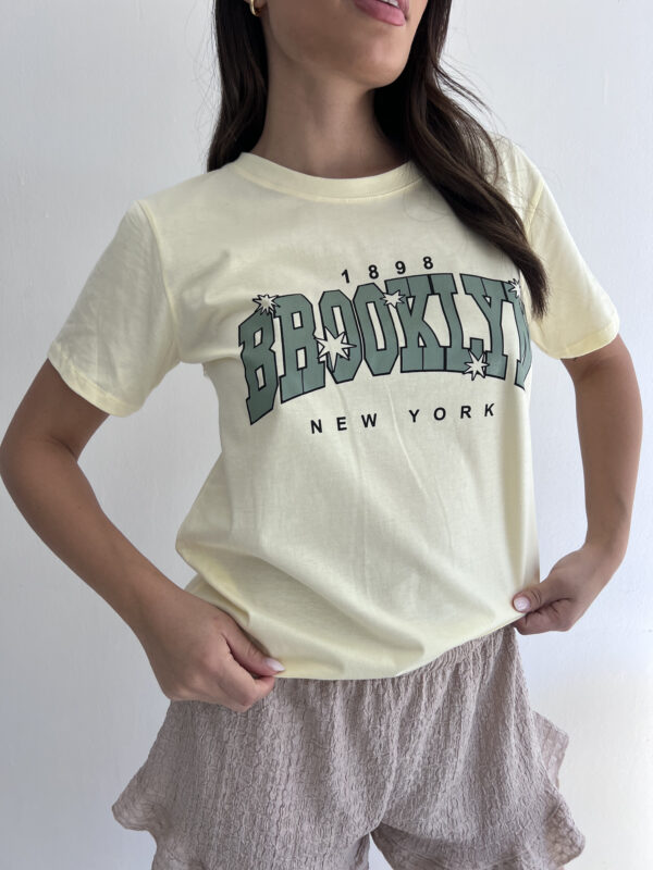 #258198 Remera "BROOKLYN"