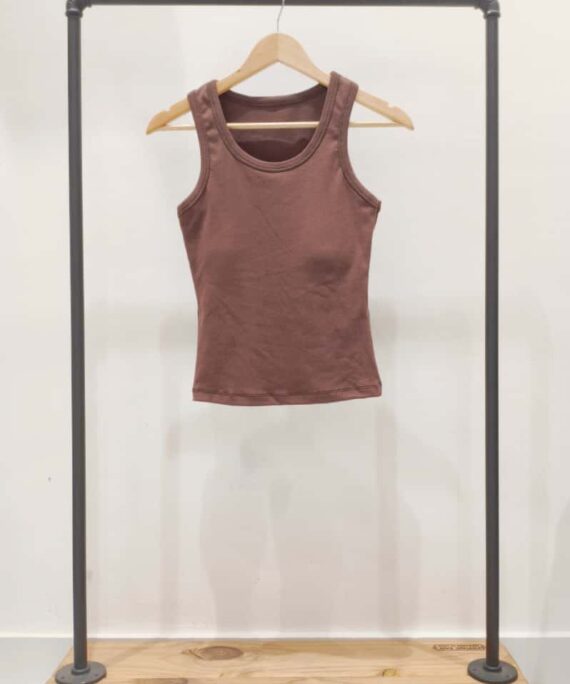 #258266 Musculosa "con TAZAS"
