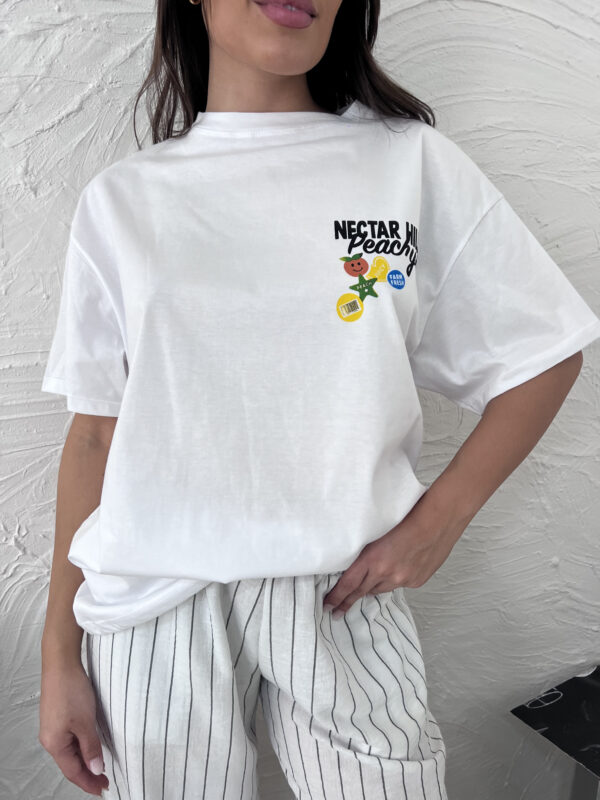 #258163 Remera "PEACHY'S" - Imagen 2