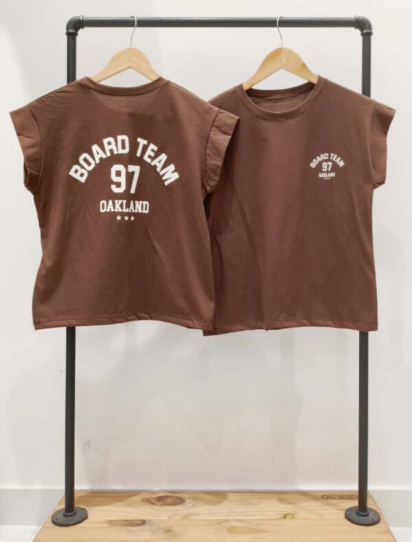 #258257 Remera "BOARD TEAM"